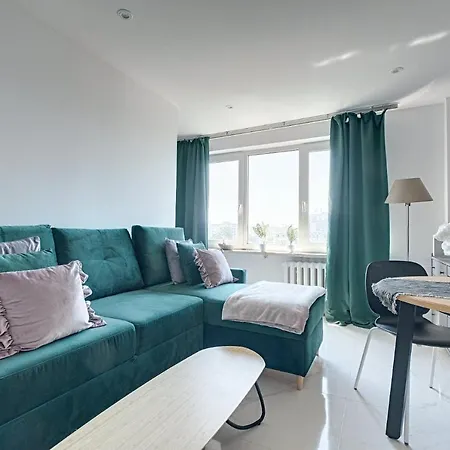 White Next To Polin Polish Jews Musem 아파트 바르샤바